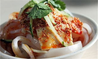 從涼皮到自然奇觀 重識(shí)新疆魔鬼城與天然瀝青礦的獨(dú)特魅力